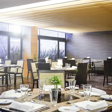 Novotel Hotel 4*
