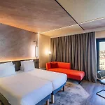 Novotel Hotel 4*