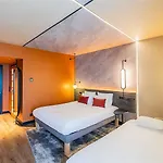 Novotel Hotel 4*