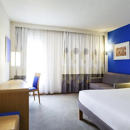 Novotel Hotel 4*