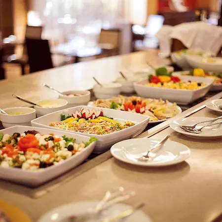 Novotel Hotel 4*