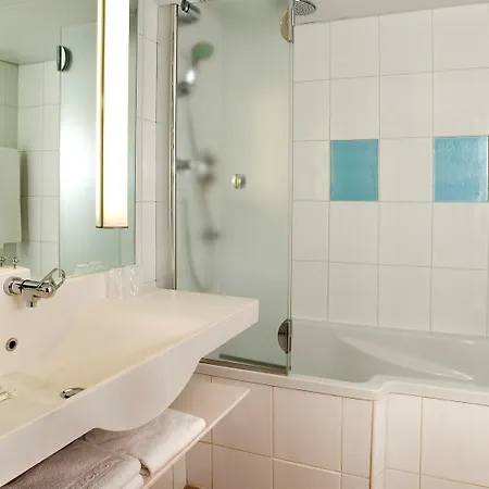 Novotel 4*
