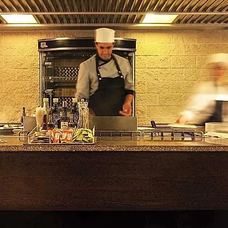 Novotel 4*