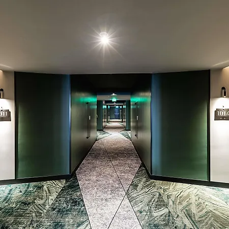 Novotel 4*