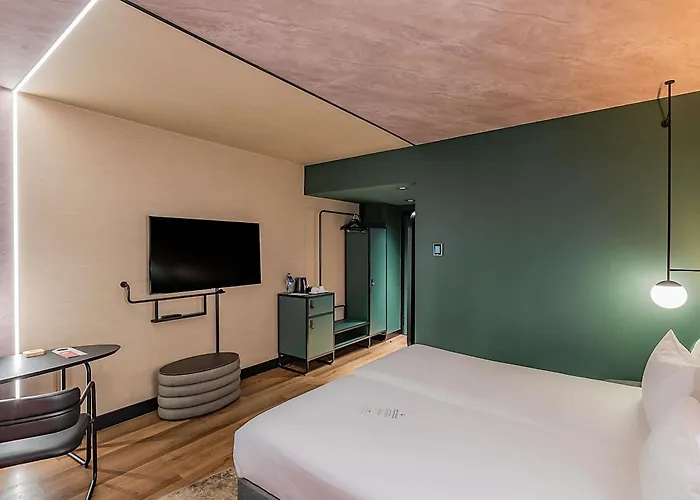 Novotel